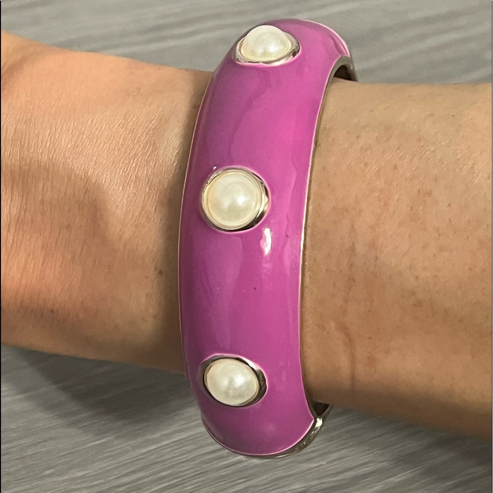 Vintage Silver and Purple Enamel Hinged Bangle with Faux Pearls